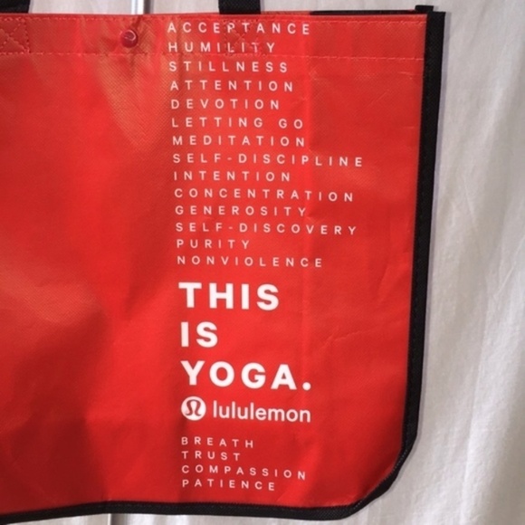 New Lululemon Tote Bag with Button Closure - Picture 2 of 12